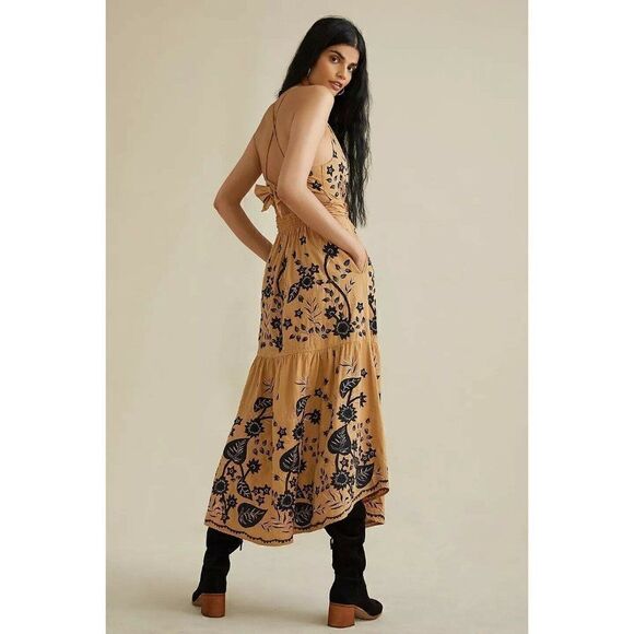 NWT ANTHROPOLOGIE Sz 6 MAEVE VERUSCHKA EMBROIDERED MIDI HALTER DRESS - Picture 2 of 5